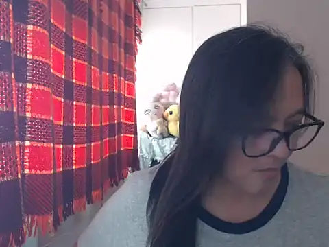 Snapshot of Kinkybela2025 chatting on 03.22.26 Kinkybela2025 online show from 03.22.26