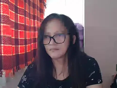 Snapshot of Kinkybela2025 chatting on 03.25.26 Kinkybela2025 online show from 03.25.26