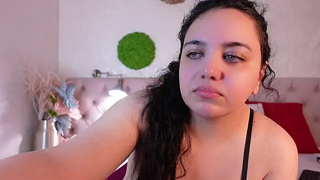 MoniqueJade online show from 11.08.25