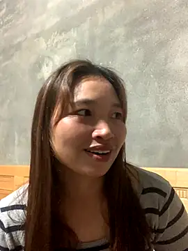 Snapshot of sowbibi chatting on 10.28.25 sowbibi online show from 10.28.25