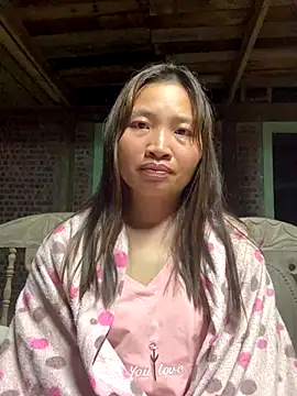 Snapshot of sowbibi chatting on 10.29.25 sowbibi online show from 10.29.25