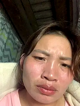 Snapshot of sowbibi chatting on 10.31.25 sowbibi online show from 10.31.25