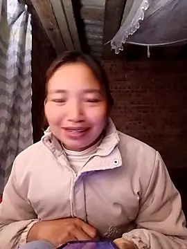 Snapshot of sowbibi chatting on 11.12.25 sowbibi online show from 11.12.25