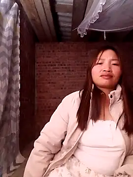 Snapshot of sowbibi chatting on 11.17.25 sowbibi online show from 11.17.25