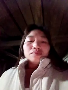 Snapshot of sowbibi chatting on 12.13.25 sowbibi online show from 12.13.25