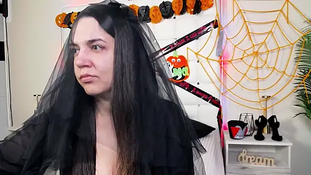 Snapshot of AlsouKass chatting on 10.30.25 AlsouKass online show from 10.30.25