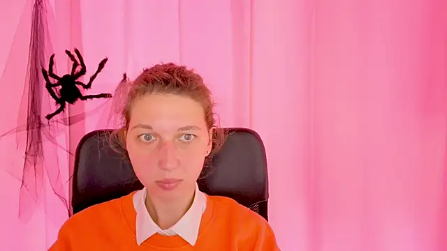 CuteEllii online show from 11.15.25