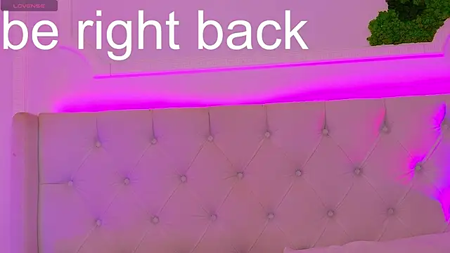 ElisaCharm online show from 06.19.26