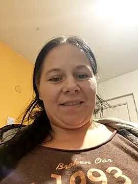 Snapshot of anays_dirtyshow chatting on 11.23.25 anays dirtyshow online show from 11.23.25