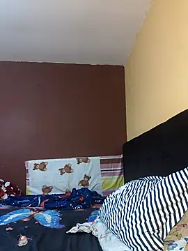 Snapshot of anays_dirtyshow chatting on 02.27.26 anays dirtyshow online show from 02.27.26