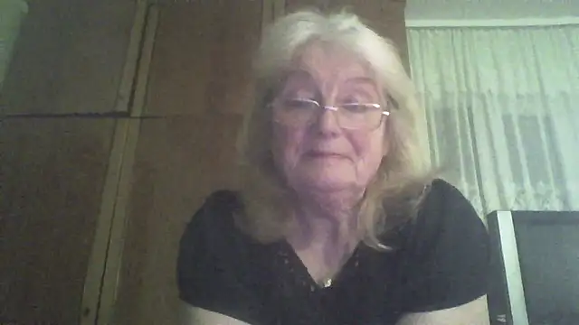 AmyLove353 online show from 04.02.26