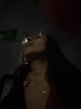 Snapshot of Violeet-Smith chatting on 11.26.25 Violeet-Smith online show from 11.26.25