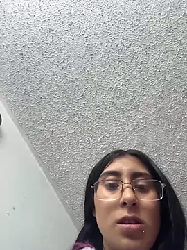 Violeet-Smith online show from 02.05.26