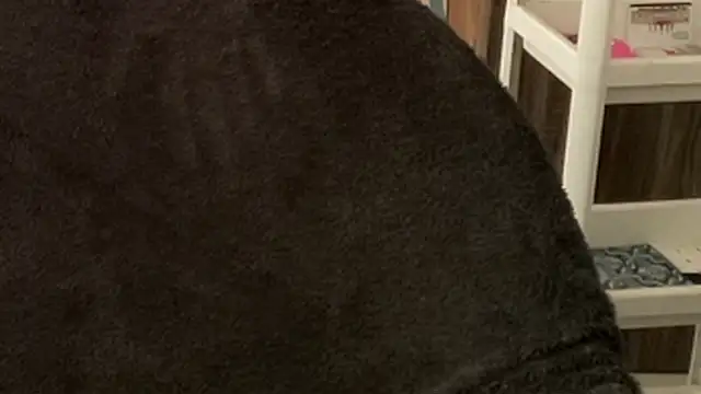 Snapshot of MakeMeAwareAah chatting on 10.22.25 MakeMeAwareAah online show from 10.22.25