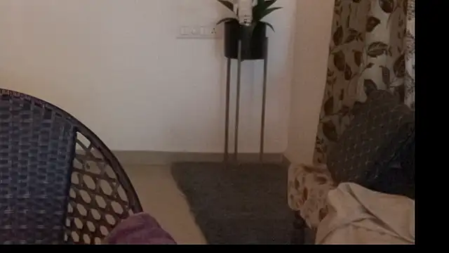 Snapshot of MakeMeAwareAah chatting on 12.05.25 MakeMeAwareAah online show from 12.05.25