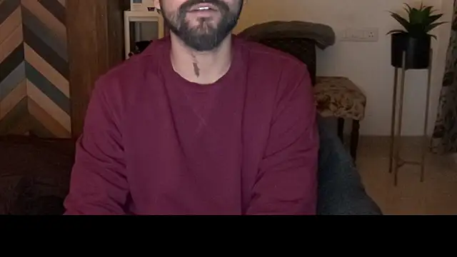 Snapshot of MakeMeAwareAah chatting on 01.05.26 MakeMeAwareAah online show from 01.05.26