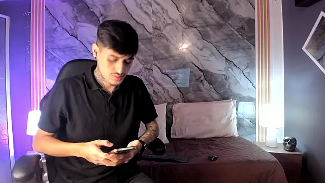 enzorodriguezz online show from 11.13.25