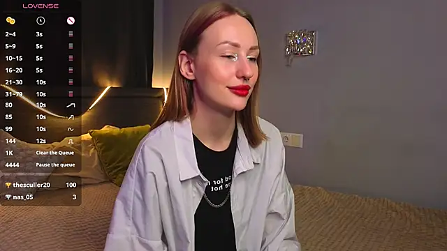 ZolaDickmann online show from 10.30.25