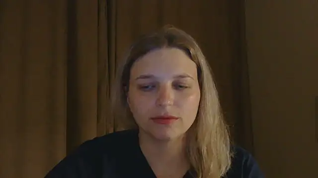 Snapshot of ElisSky301 chatting on 05.13.26 ElisSky301 online show from 05.13.26