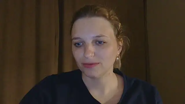 Snapshot of ElisSky301 chatting on 05.15.26 ElisSky301 online show from 05.15.26