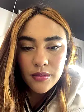 Snapshot of AnguelJones chatting on 11.13.25 AnguelJones online show from 11.13.25