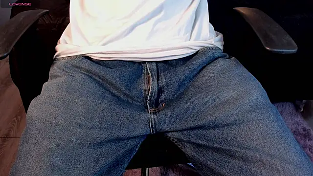 Lil James online show from 11.19.25