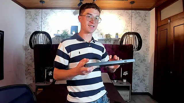 Lil James online show from 05.06.26