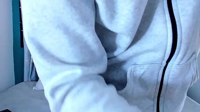 Nicolas Torres  online show from 12.18.25