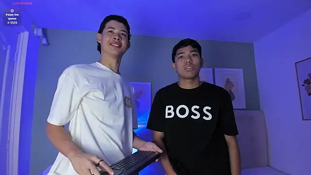 ApoloRicci online show from 02.17.26