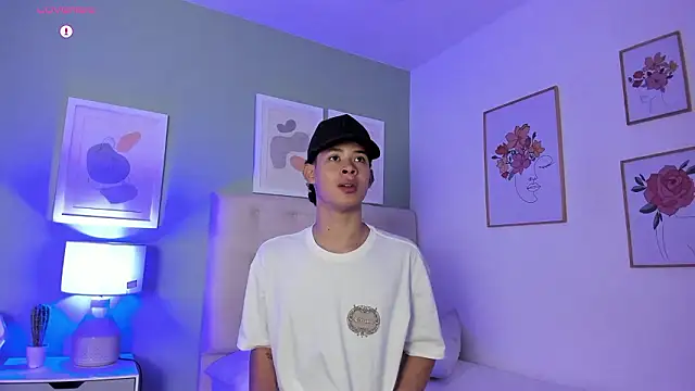 ApoloRicci online show from 03.03.26