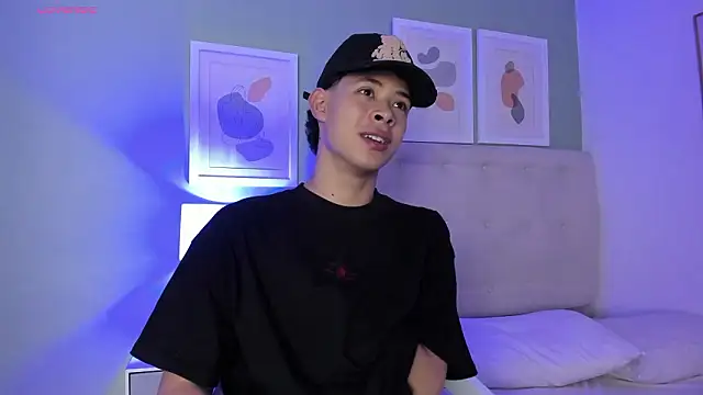 ApoloRicci online show from 03.07.26