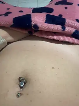 Snapshot of Rubia_divina7 chatting on 02.15.26 Rubia divina7 online show from 02.15.26