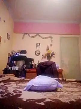 Snapshot of Mairi702 chatting on 11.07.25 Mairi702 online show from 11.07.25