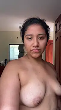 Snapshot of Kmiii21 chatting on 11.14.25 Kmiii21 online show from 11.14.25