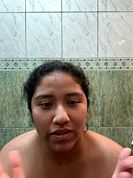 Snapshot of Kmiii21 chatting on 11.24.25 Kmiii21 online show from 11.24.25