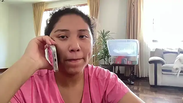 Snapshot of Kmiii21 chatting on 11.28.25 Kmiii21 online show from 11.28.25