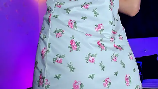 Arya Fioree online show from 11.30.25