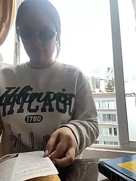 Selena Roa online show from 11.19.25