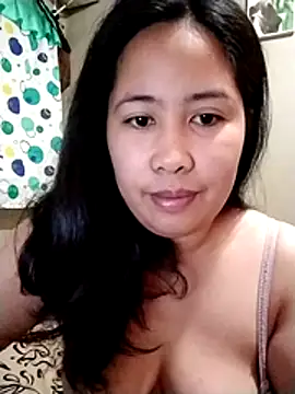 Creamy Pussycat28 online show from 10.22.25