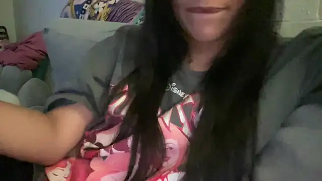 Snapshot of kaithra chatting on 05.21.26 kaithra online show from 05.21.26