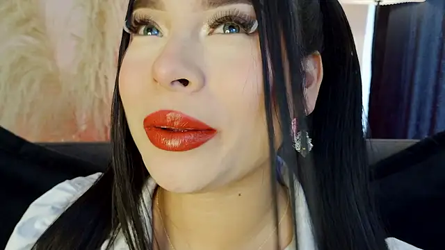 Snapshot of mia_roux1 chatting on 01.16.26 mia roux1 online show from 01.16.26