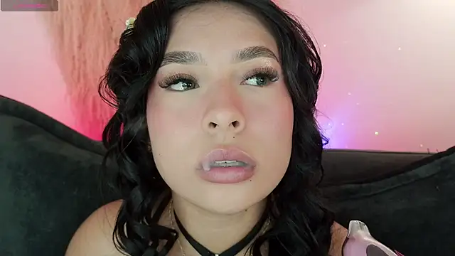 mia roux1 online show from 06.14.26