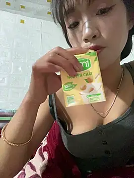 Snapshot of 2k7-sex chatting on 03.13.26 2k7-sex online show from 03.13.26