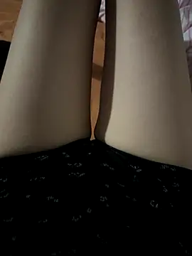 Snapshot of Hana_yukii chatting on 11.11.25 Hana yukii online show from 11.11.25