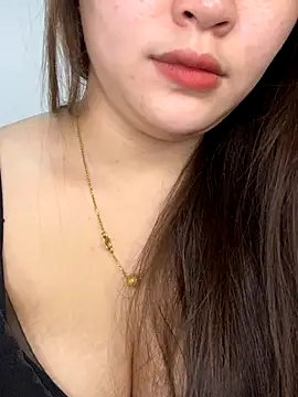 Snapshot of helo-kitty chatting on 11.08.25 helo-kitty online show from 11.08.25