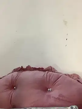 Snapshot of helo-kitty chatting on 11.15.25 helo-kitty online show from 11.15.25