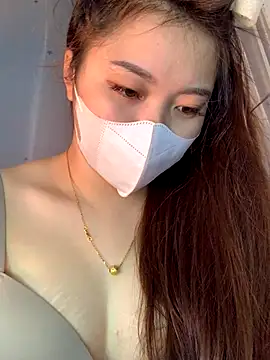 Snapshot of helo-kitty chatting on 01.06.26 helo-kitty online show from 01.06.26