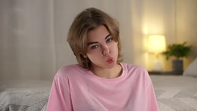 MelodyBaur online show from 11.09.25