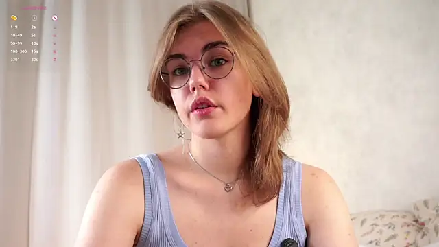Snapshot of MelodyBaur chatting on 06.23.26 MelodyBaur online show from 06.23.26
