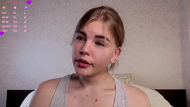 Snapshot of MelodyBaur chatting on 07.22.26 MelodyBaur online show from 07.22.26